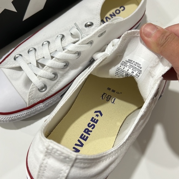 Sold Converse All Star Brand New White shoes Size 8 - Picture 4 of 5